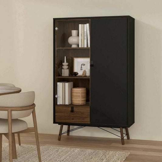 Vitrine marron, une porte, verre, style contemporain