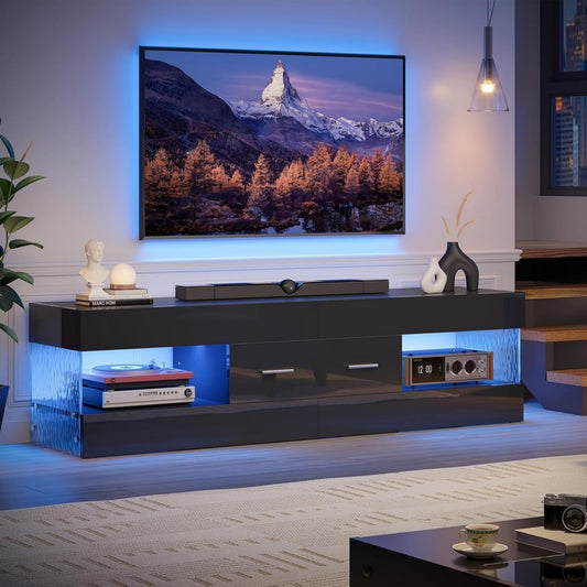 Meuble TV gris fonce 152 cm, de finition soignee